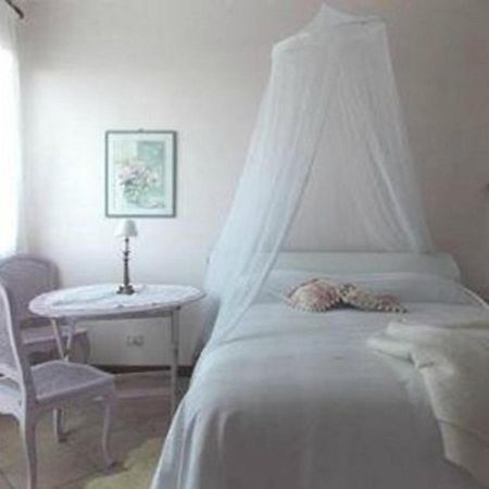 B&B Le Camelie Del Bosco Baiardo Екстериор снимка
