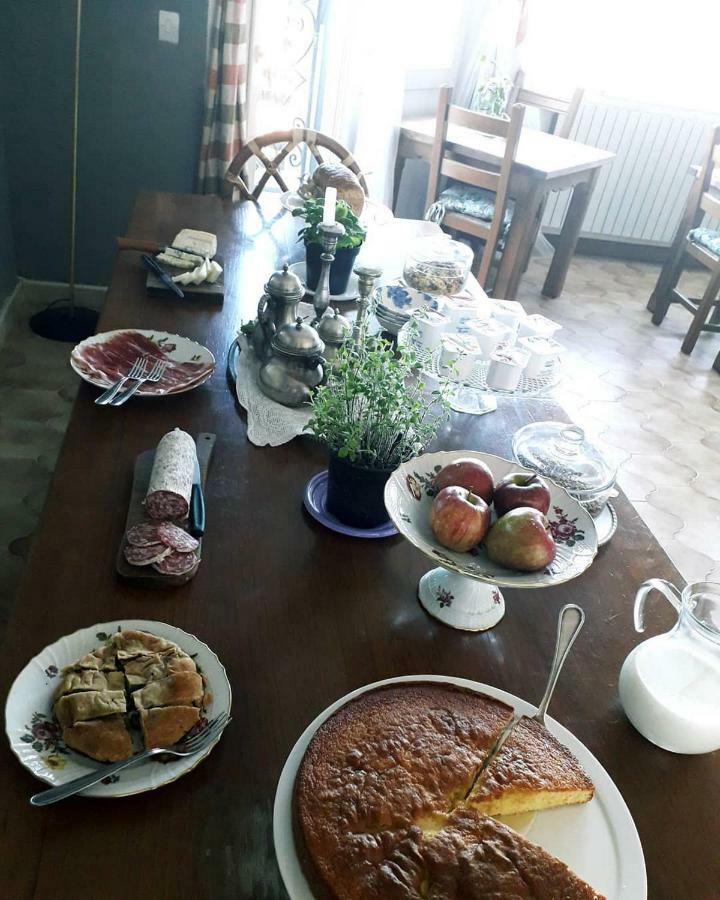 B&B Le Camelie Del Bosco Baiardo Екстериор снимка